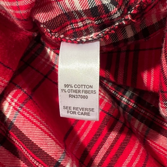 cato / red and black plaid oversized button up top size medium - Picture 8 of 8